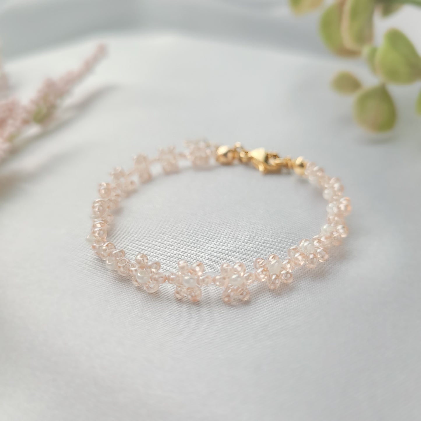 Simple Flower Bracelet