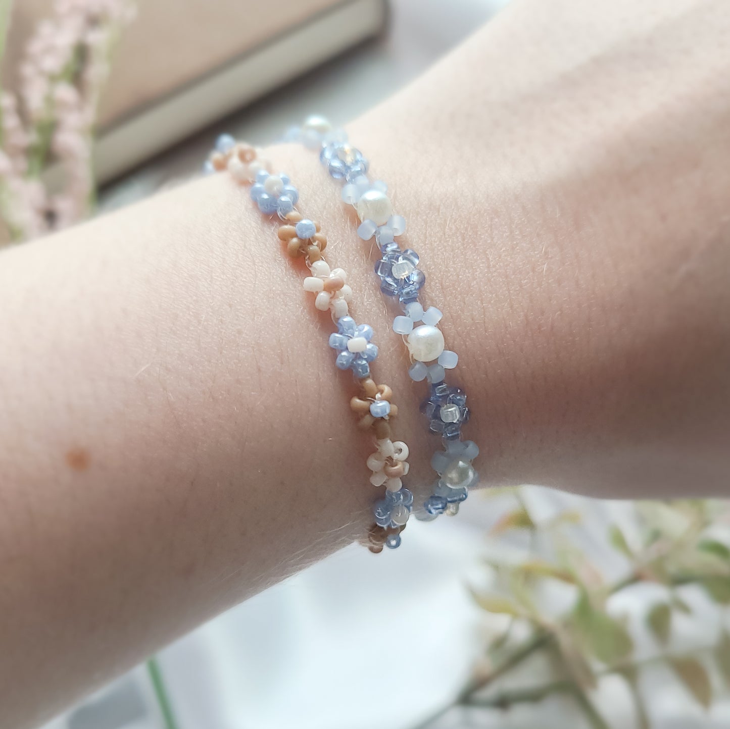 Pearly Flowers Bracelet